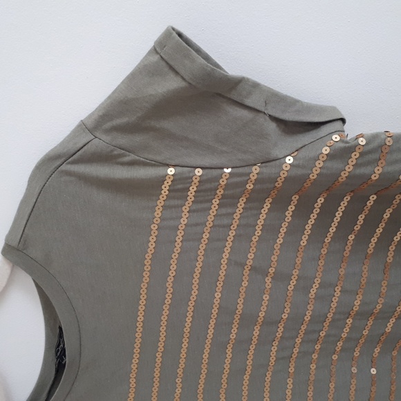Sequine Stripe Tee /Top - Picture 5 of 6